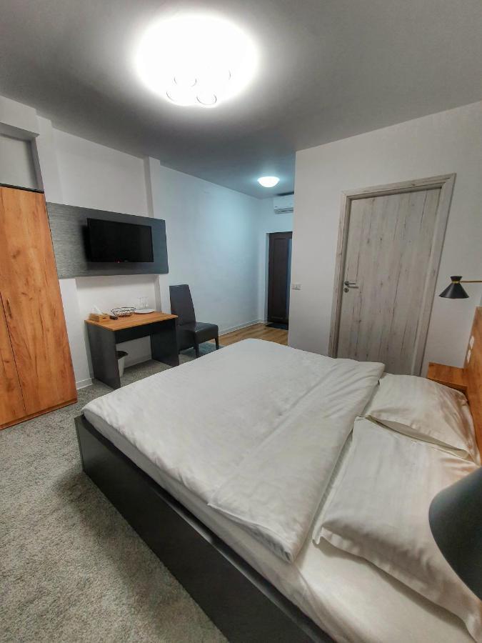 Vily Luxury Rooms Focşani المظهر الخارجي الصورة