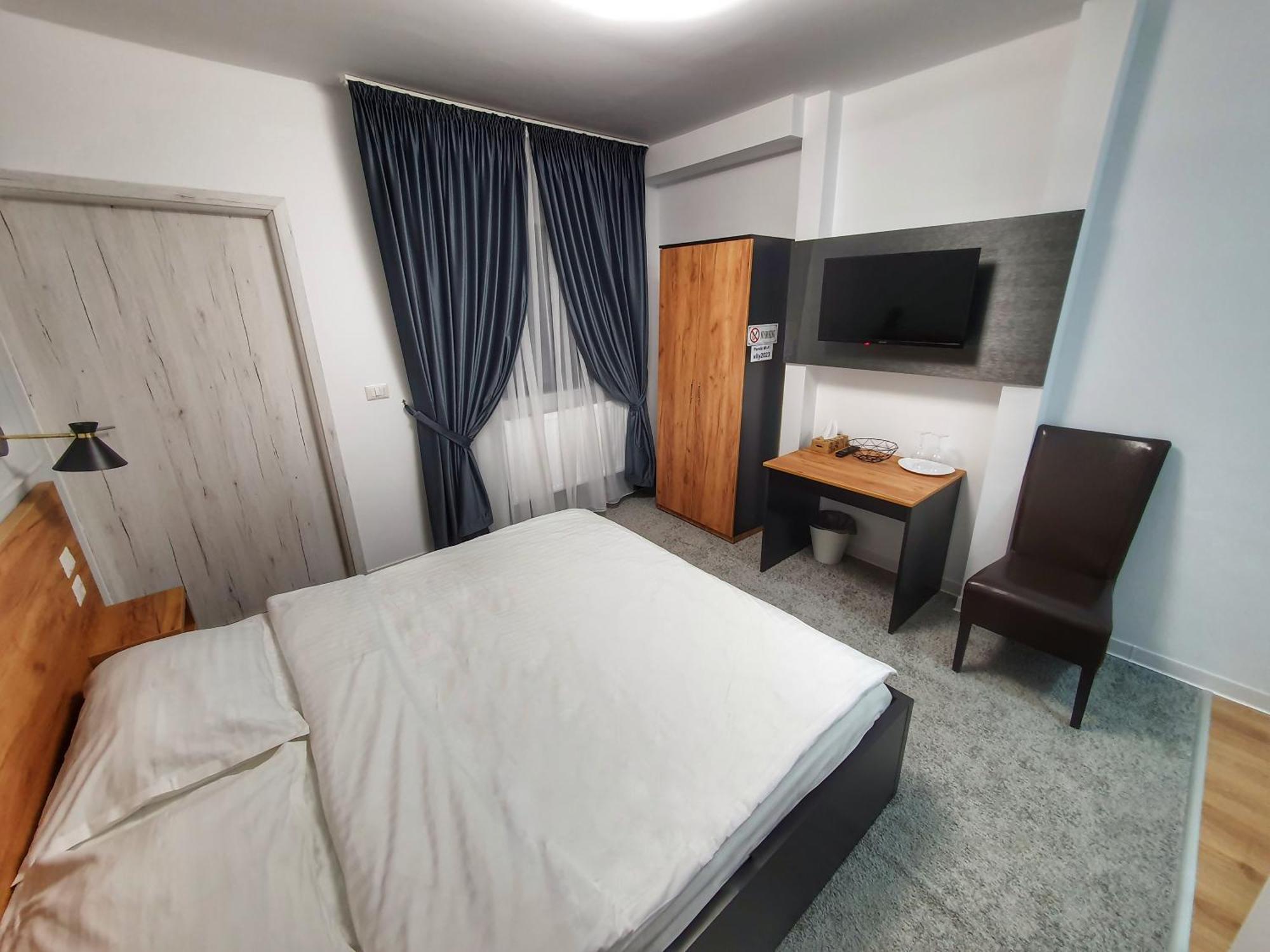 Vily Luxury Rooms Focşani الغرفة الصورة