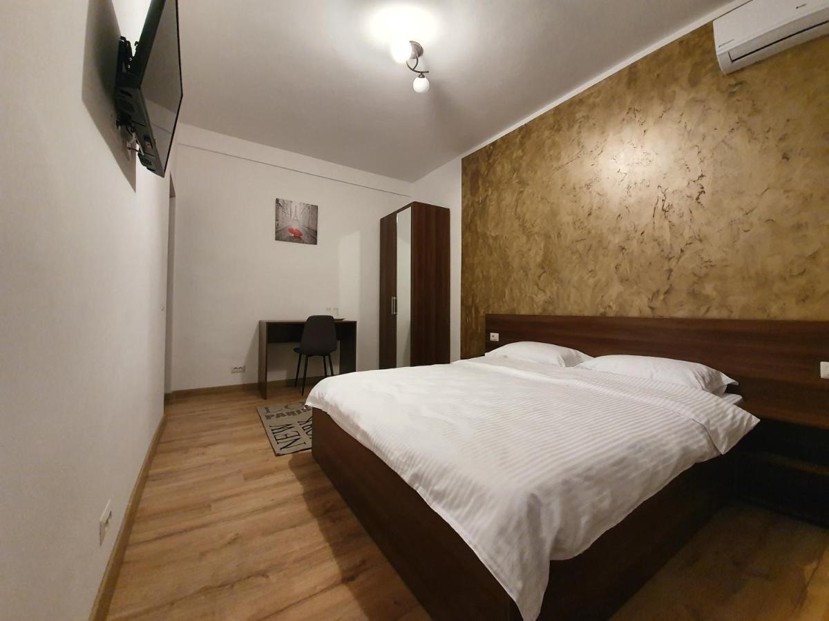 Vily Luxury Rooms Focşani المظهر الخارجي الصورة